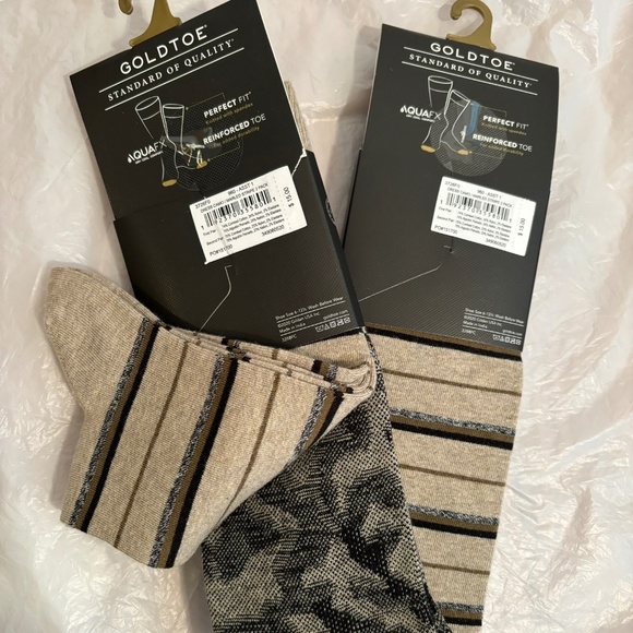 NWT 4 Pairs of Gold Toe Limited Edition Socks - Picture 2 of 2
